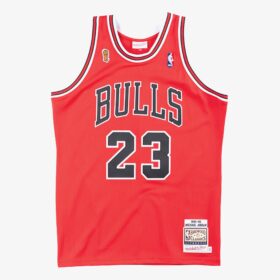 Men's Michael Jordan Red Chicago Bulls 1995/96 Jersey