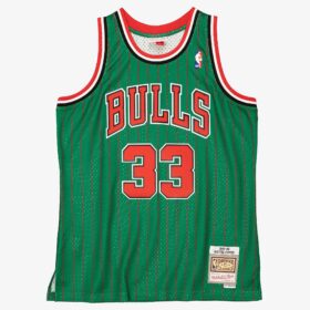 Men's Scottie Pippen Green Chicago Bulls 1995/96 Hardwood Classics Swingman Player Jersey