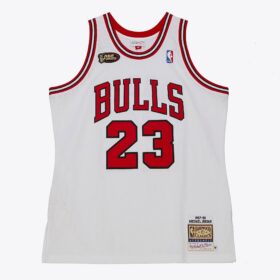 Men's Michael Jordan White Chicago Bulls 1998 Basket Ball Finals Home Jersey